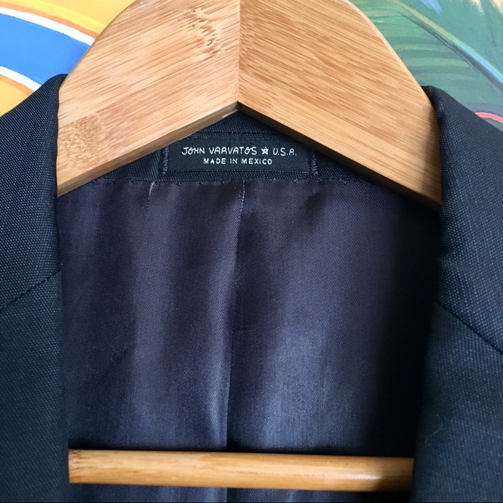 SALE‼️- John Varvatos 2 button Jacket/Blazer 36S - Picture 2 of 6